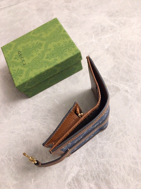グッチ財布 レプリカ内部構造